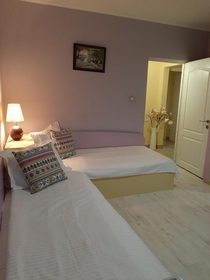 Luny Apartment Ruse Exterior foto